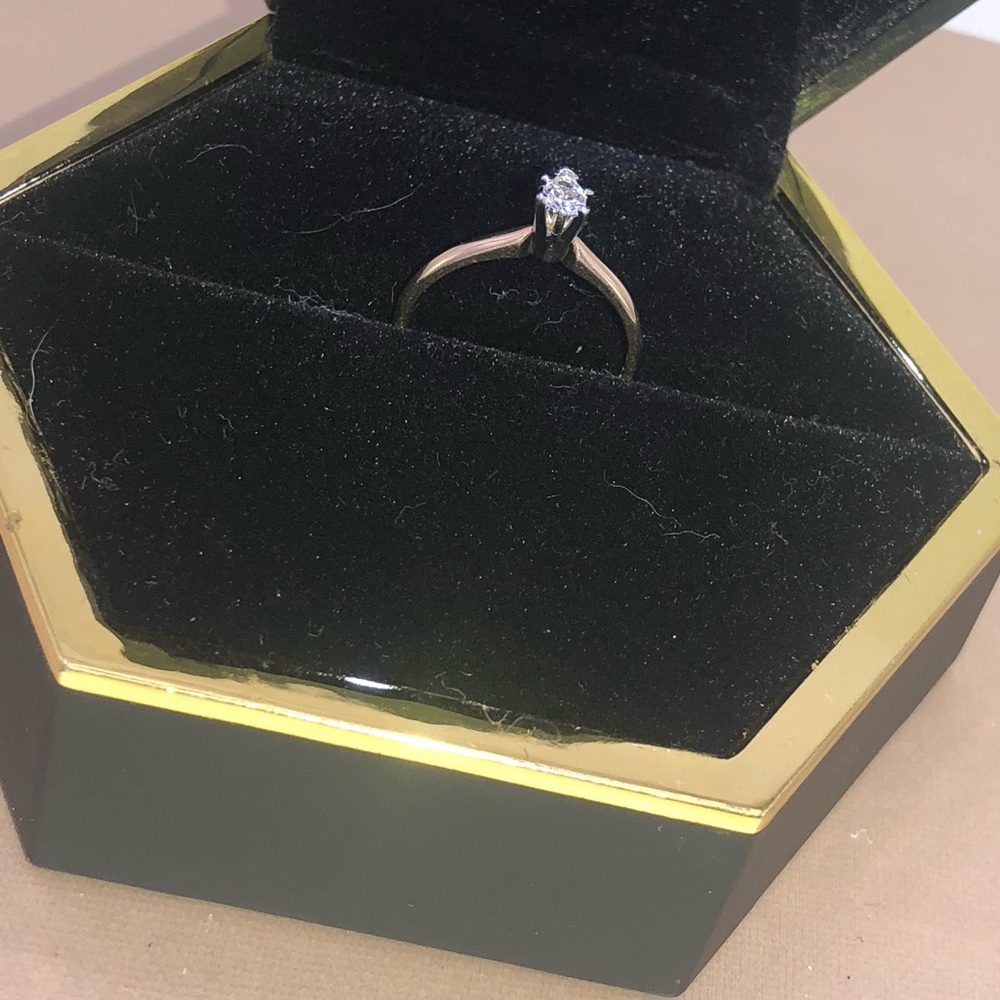 Beautiful solitaire diamond engagement ring